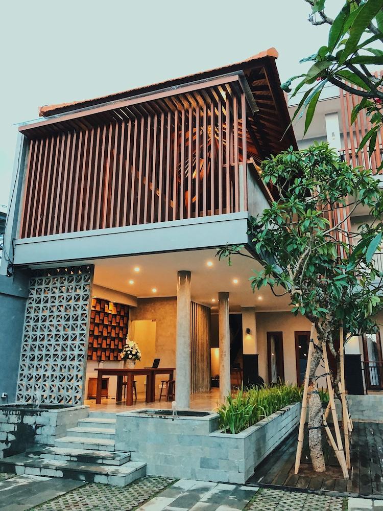 Perissos Echo Beach Canggu  Bagian luar foto