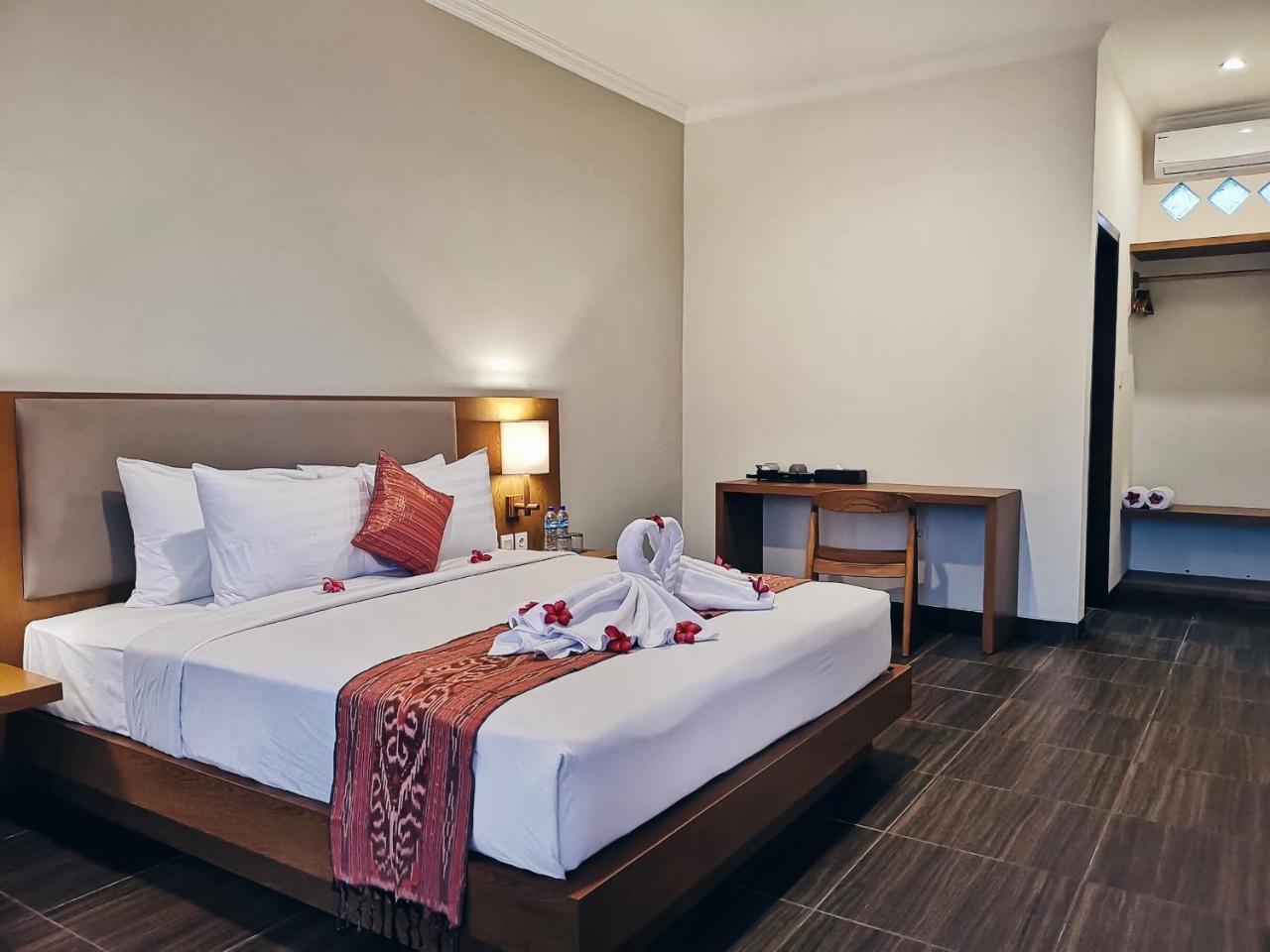 Perissos Echo Beach Canggu  Bagian luar foto